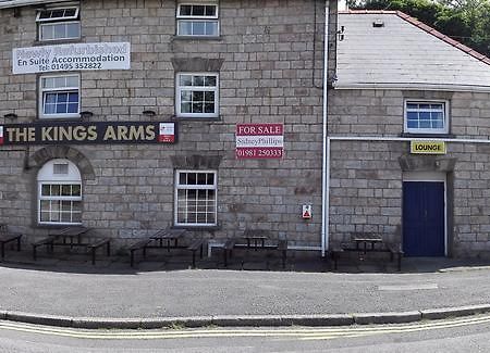 Kings Arms Guest House Ebbw Vale Dış mekan fotoğraf