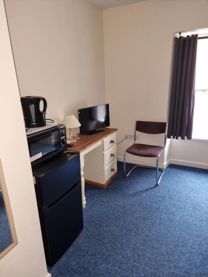 Kings Arms Guest House Ebbw Vale Dış mekan fotoğraf