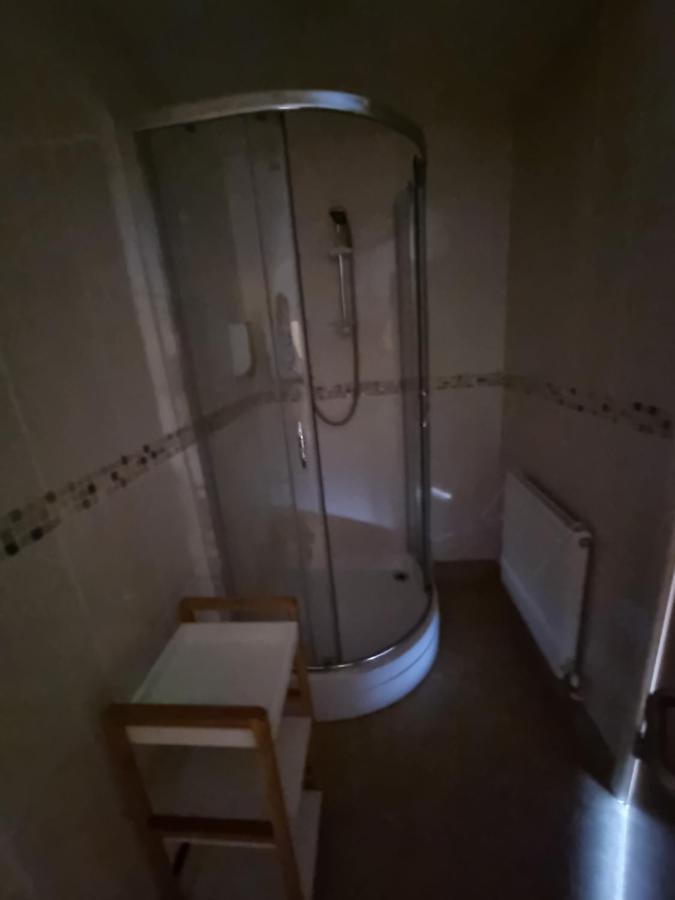 Kings Arms Guest House Ebbw Vale Dış mekan fotoğraf