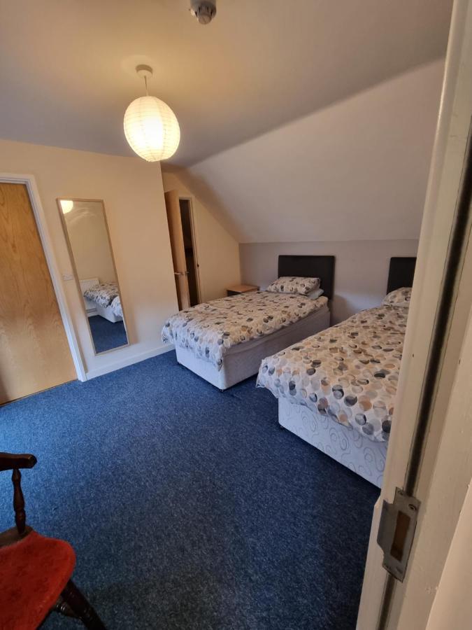 Kings Arms Guest House Ebbw Vale Dış mekan fotoğraf