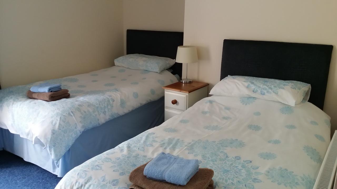 Kings Arms Guest House Ebbw Vale Dış mekan fotoğraf