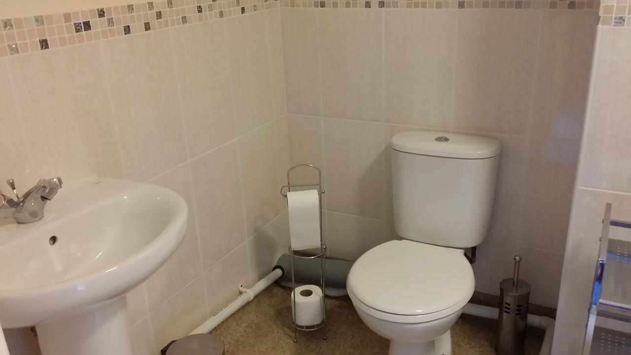 Kings Arms Guest House Ebbw Vale Dış mekan fotoğraf
